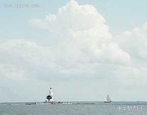 专注、坚持，一生磨一镜