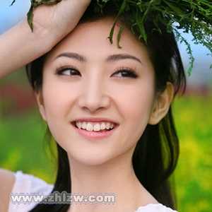 亲吻微笑拥抱阳光