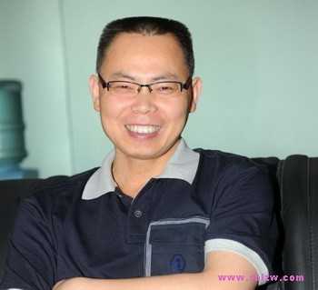 影视制片徐建根：励志垒起心中电影王国