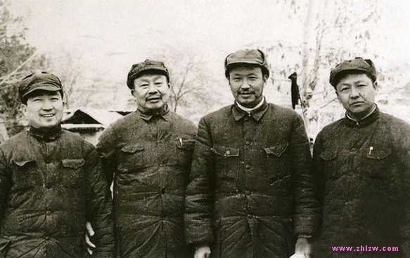 习仲勋与战友