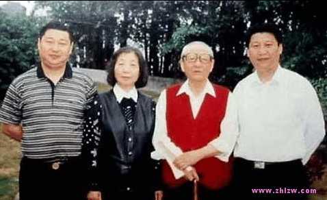 幸福一家人 习仲勋与夫人齐心及儿女旧照(图)