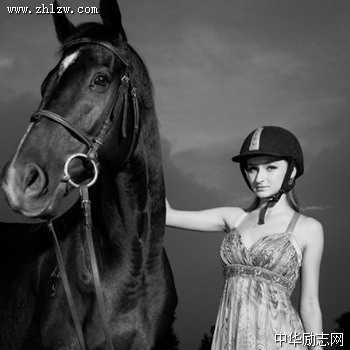 骏马与美女图片_马到成功